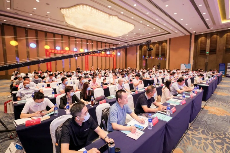 安徽省玻璃行业协会第二届换届大会